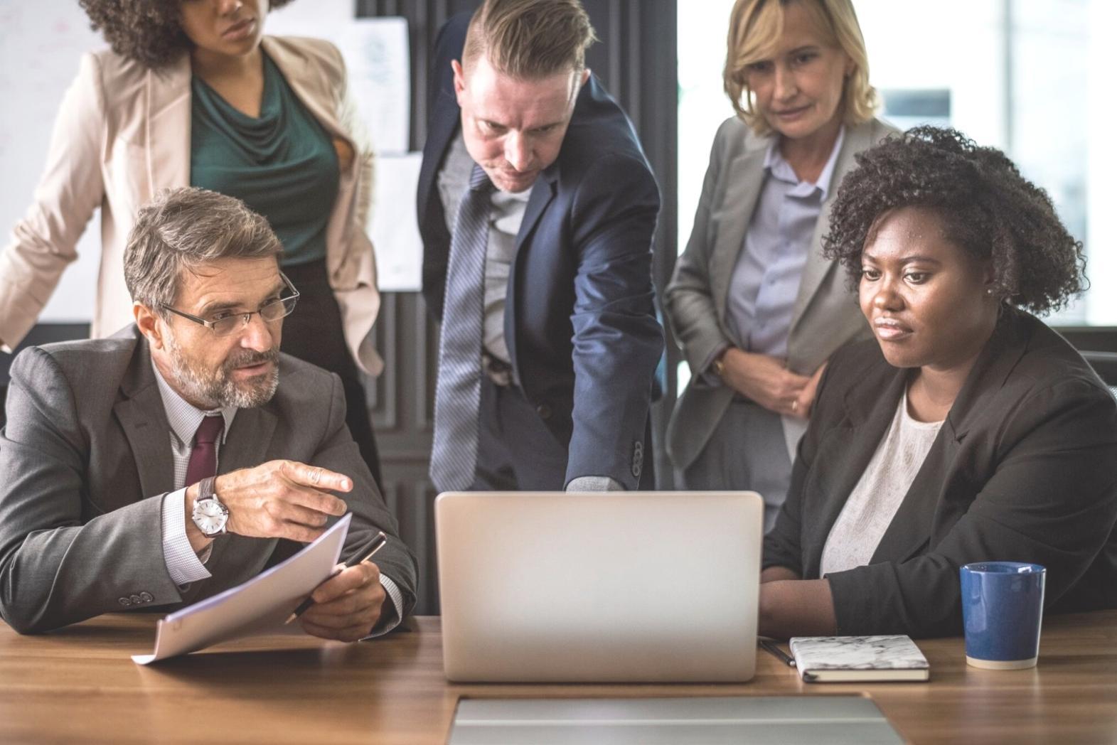 Formation professionnelle en terminologie financière pour entreprises